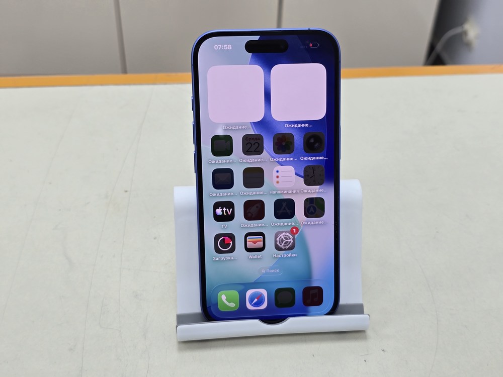 Смартфон Apple Iphone 16 128Gb