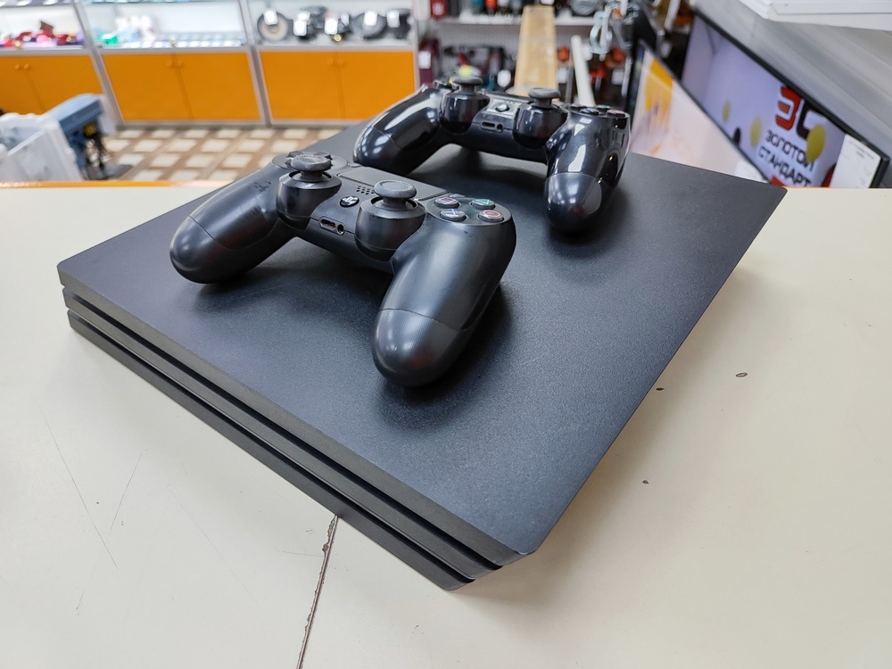 Игровая приставка PlayStation 4 Pro 1Tb