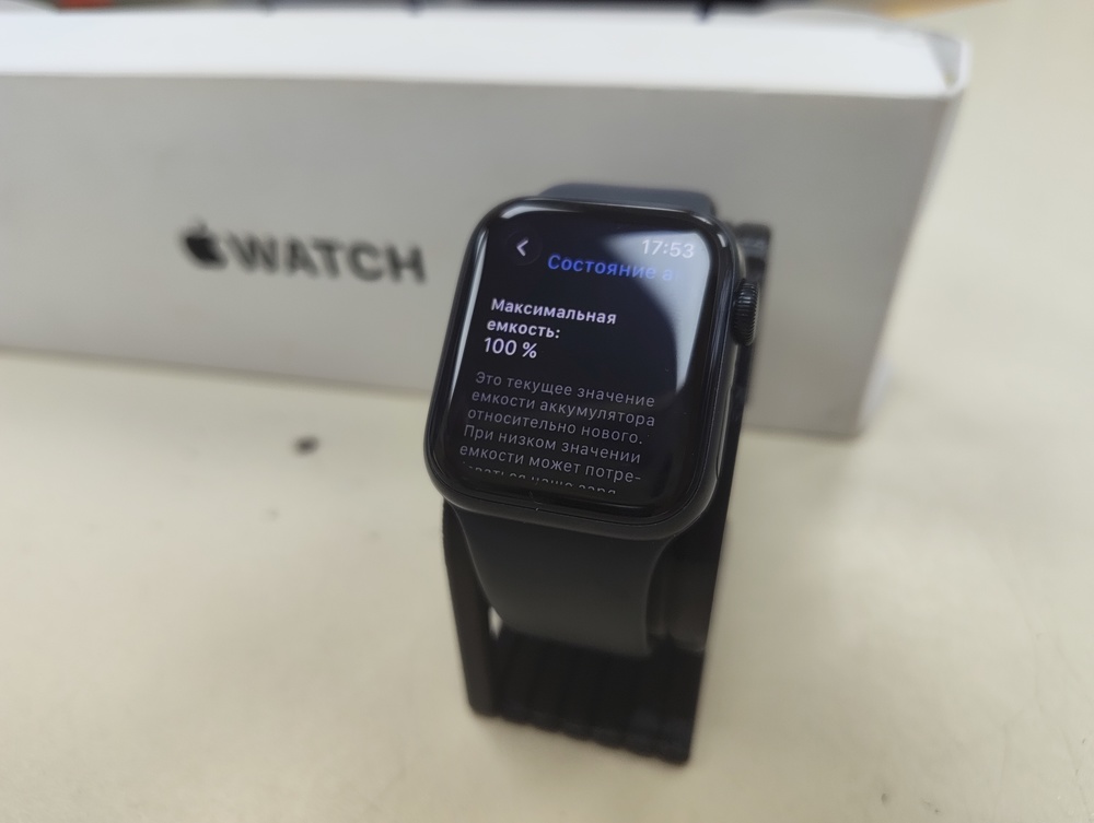 Смарт-часы Apple Watch SE 2025 40mm