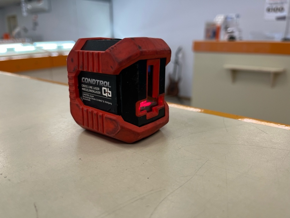 Нивелир Condtrol QB