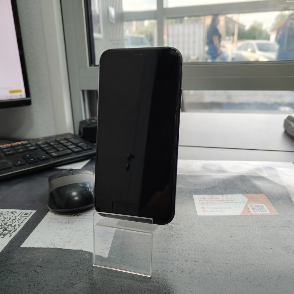 Смартфон Apple iPhone 11 64Gb