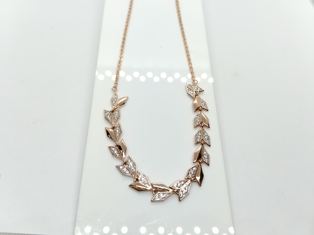 КОЛЬЕ С КАМНЯМИ Au 585