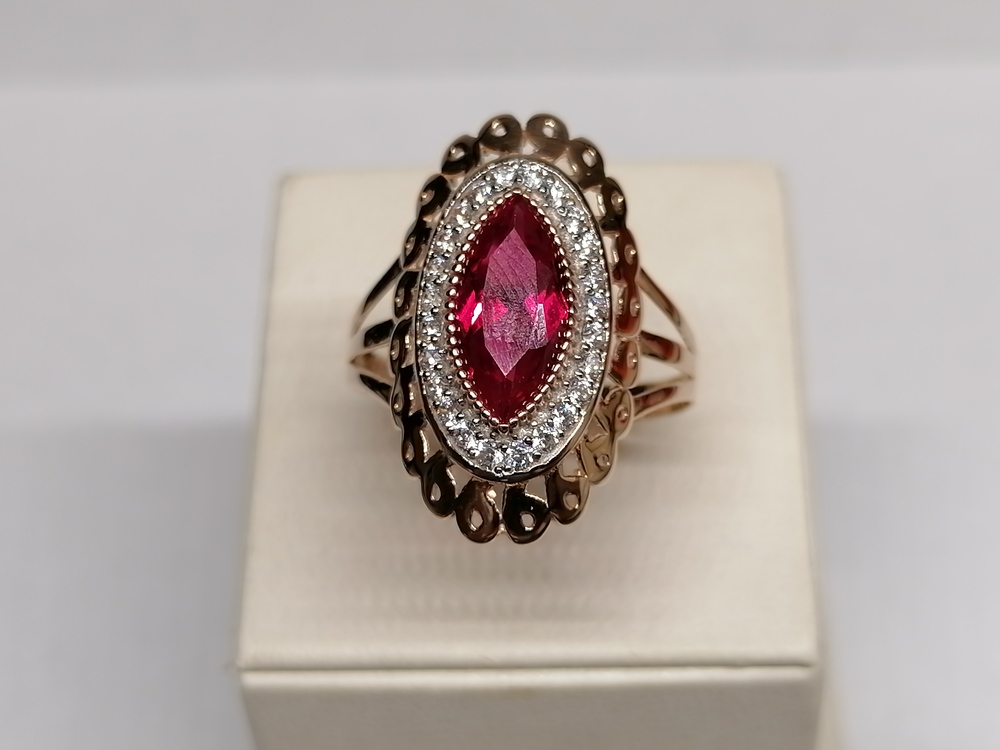 КОЛЬЦО С КАМНЯМИ (Au 585)