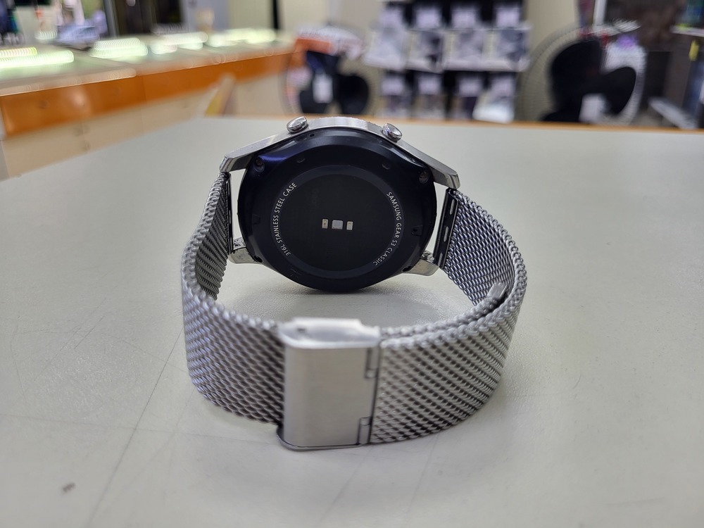Смарт-часы Samsung Gear S3 classic
