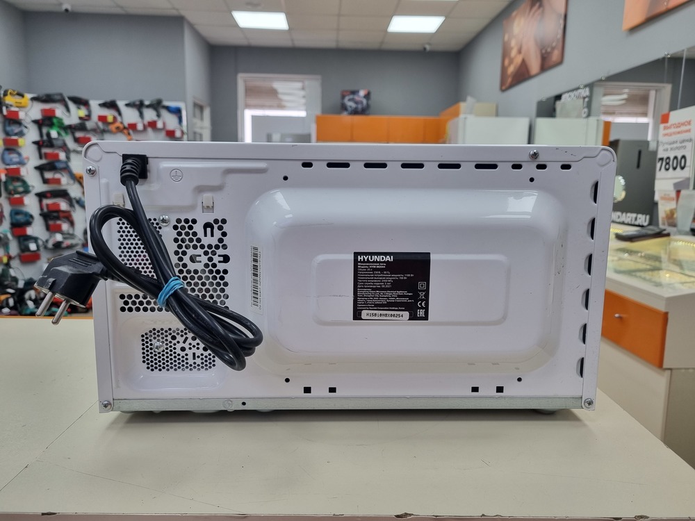 Микроволновая печь Hyundai HYM-M2044;