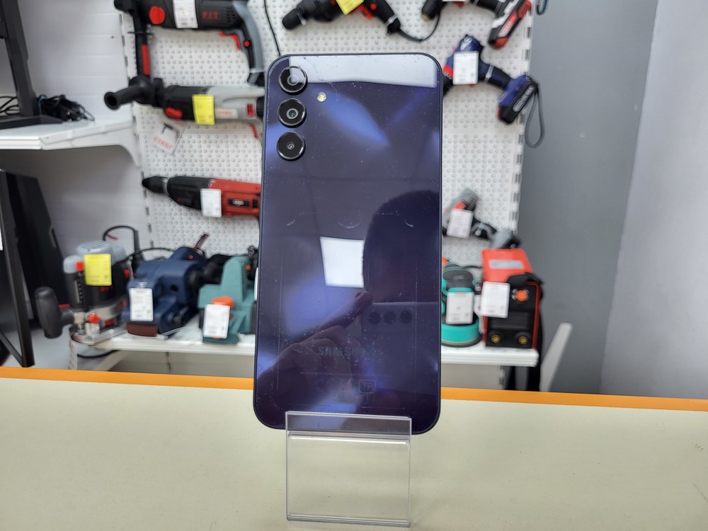 Смартфон Samsung Galaxy A15 6/128