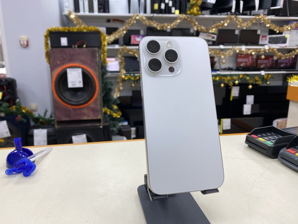 Смартфон Apple iPhone 15 Pro Max 256Gb