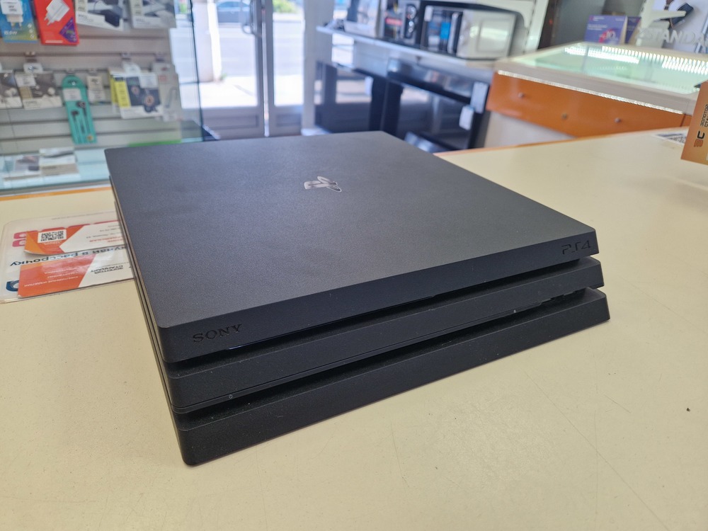 Игровая приставка PlayStation 4 Pro 1Tb Игровая приставка PlayStation 4 Pro 1Tb