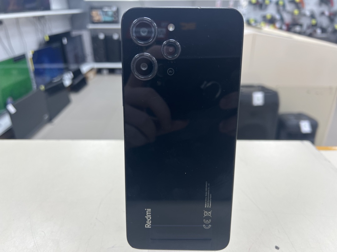 Смартфон Xiaomi Redmi 12 8/256