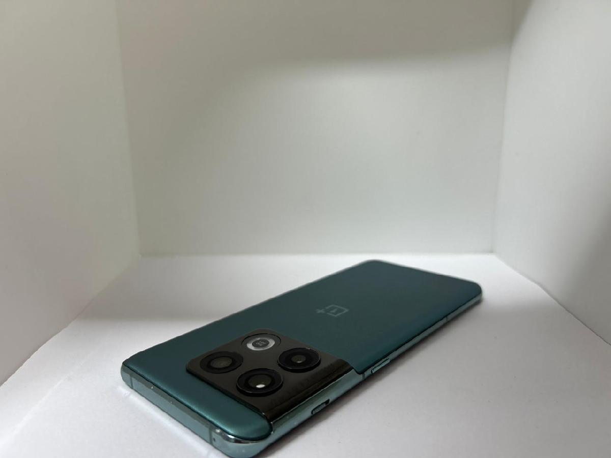 Смартфон OnePlus 10 PRO 5g 12/256