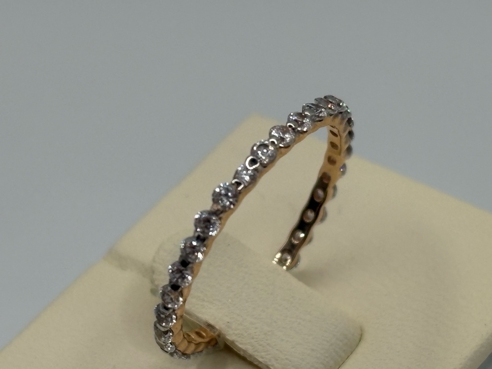 КОЛЬЦО С КАМНЯМИ (Au 585)