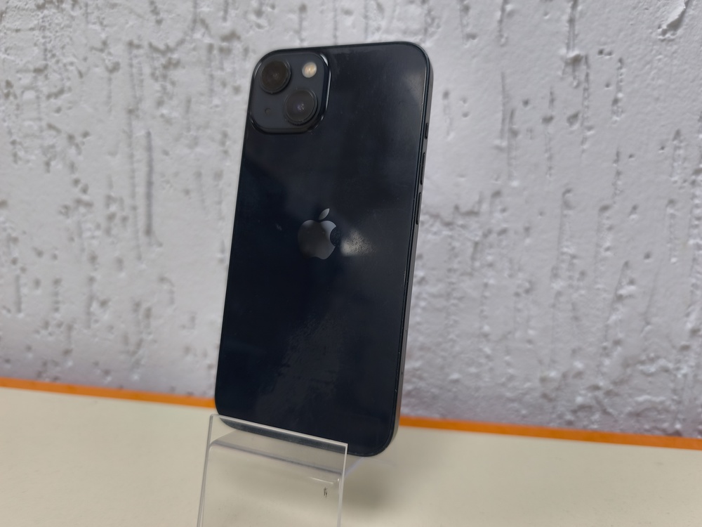 Смартфон Apple iPhone 13 128Gb