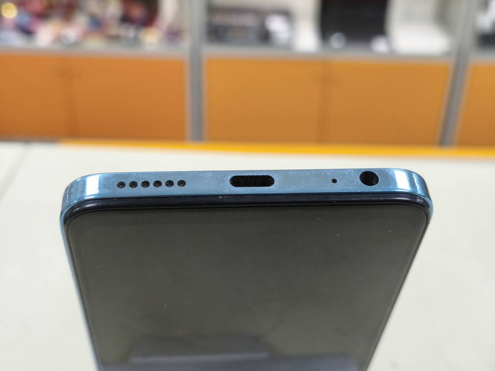 Смартфон Tecno Spark 20 8/256