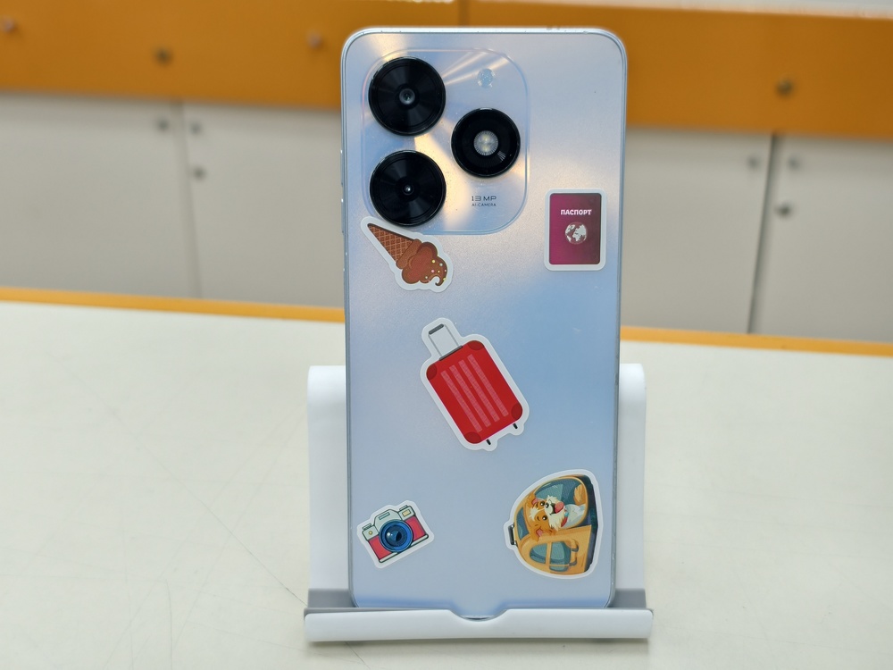 Смартфон Tecno Spark Go 2024 4/128