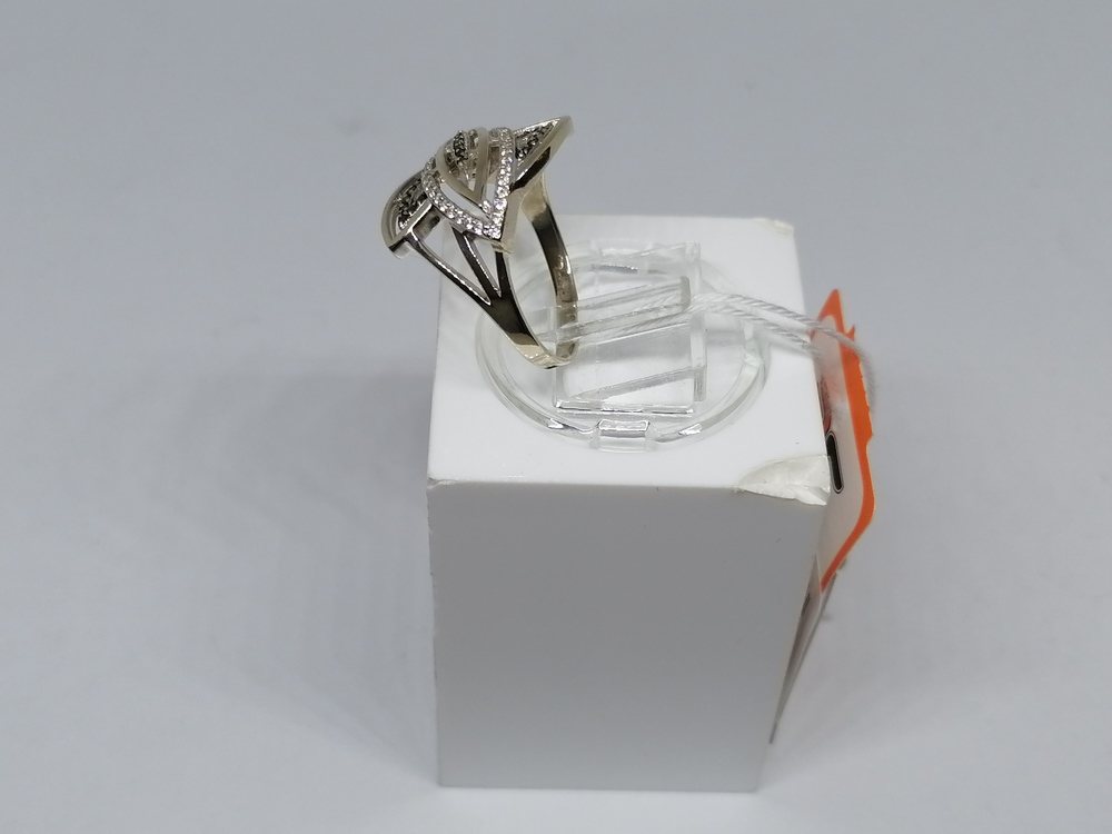 КОЛКМИ585 КОЛЬЦО С КАМНЯМИ (Au 585)