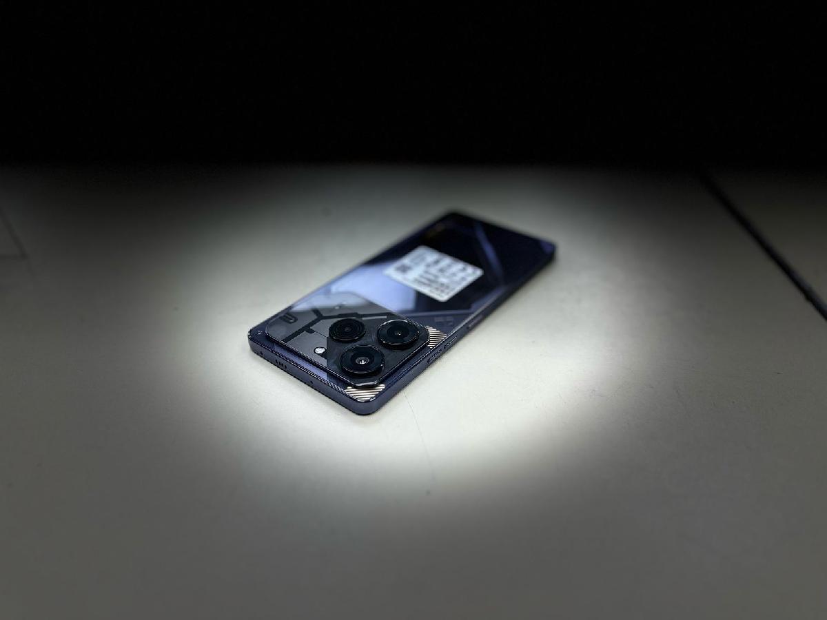 Смартфон Tecno Pova 6 Pro 12/256