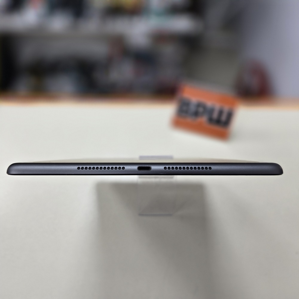 Планшет Apple iPad 9 64 ГБ (2021 A2602 (Wi-Fi)