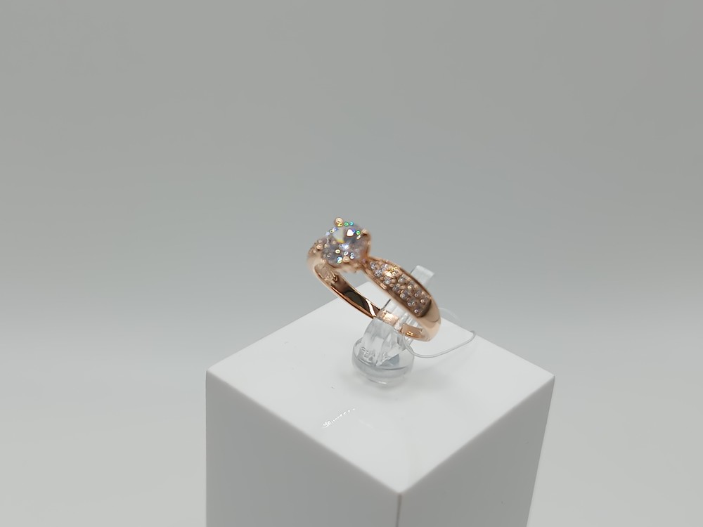 КОЛЬЦО С КАМНЯМИ (Au 585)