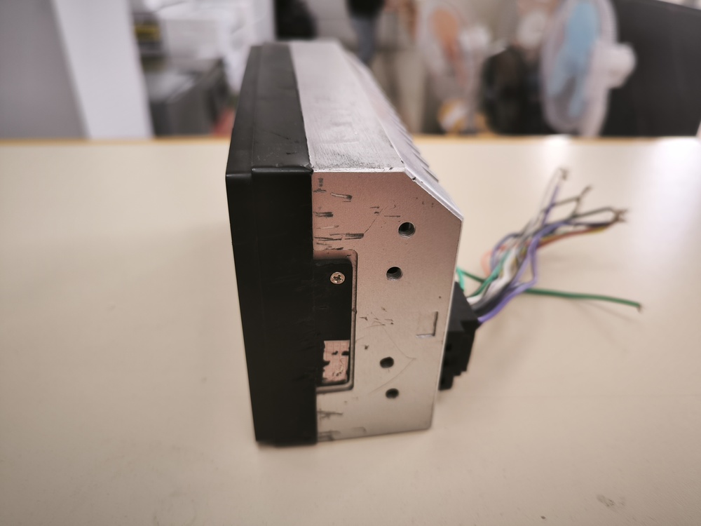 Автомагнитола Aura AMH-77DSP