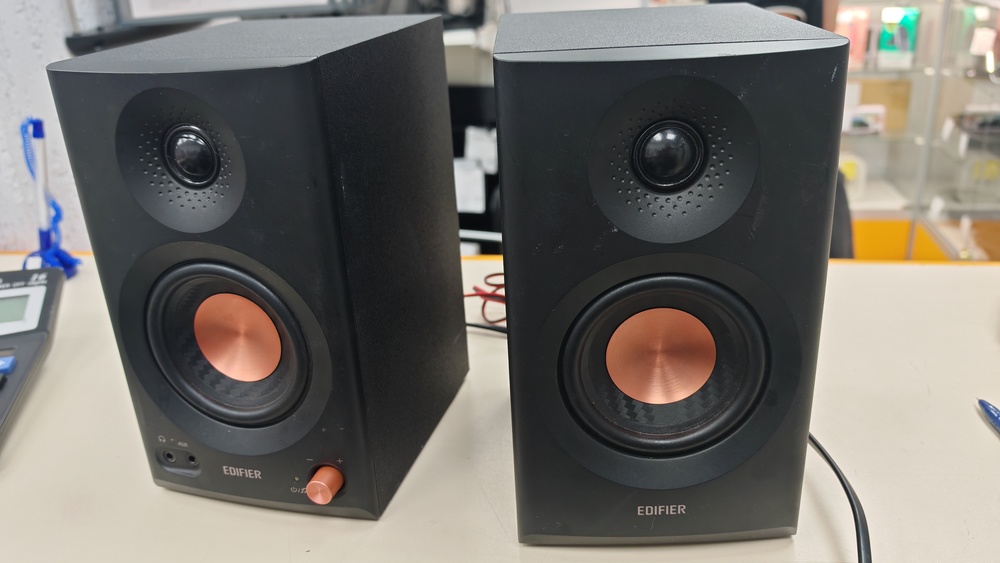 Колонки Edifier MP300