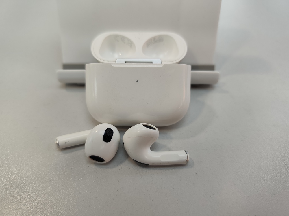 Наушники беспроводные Apple Airpods 3