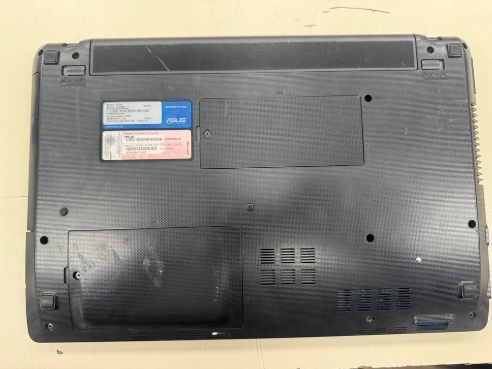 Ноутбук ASUS; E-450, Radeon HD 7470M, 3 Гб, 128 Гб, 160 Гб