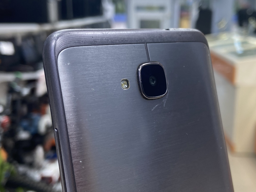 Смартфон Honor 5C 2/16