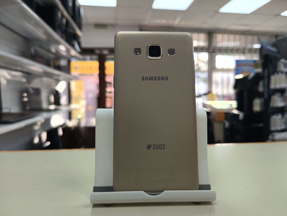 Смартфон Samsung Galaxy A5 2016 2/16