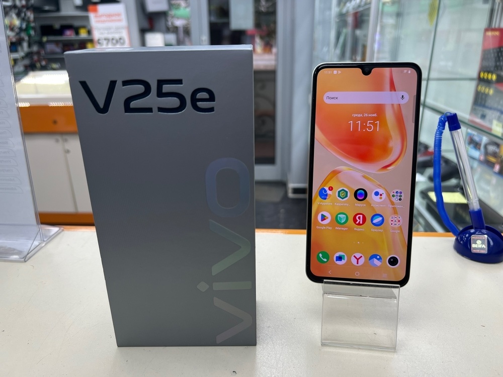 Смартфон Vivo V25e 8/128