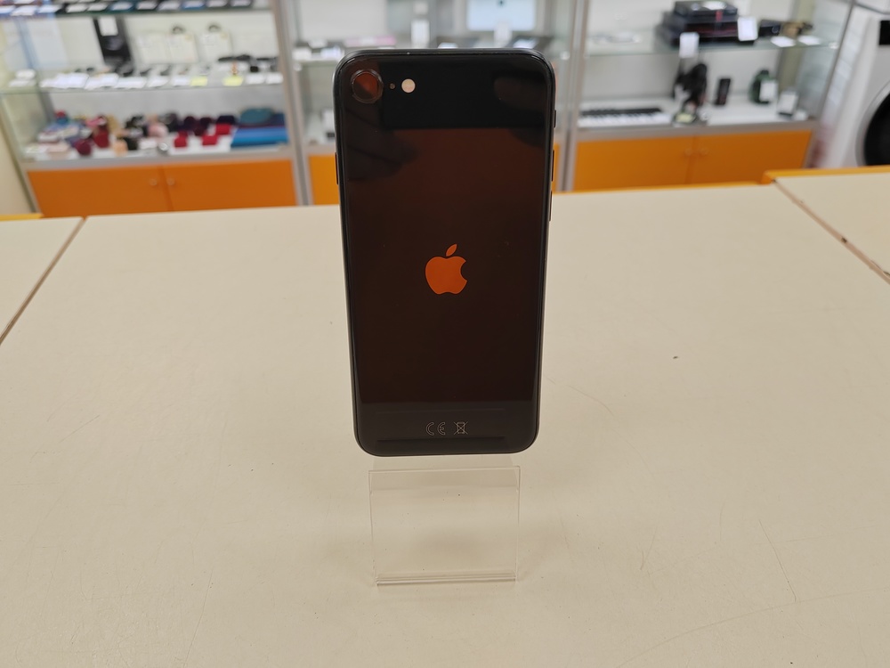 Смартфон Apple iPhone SE 2020 64Gb