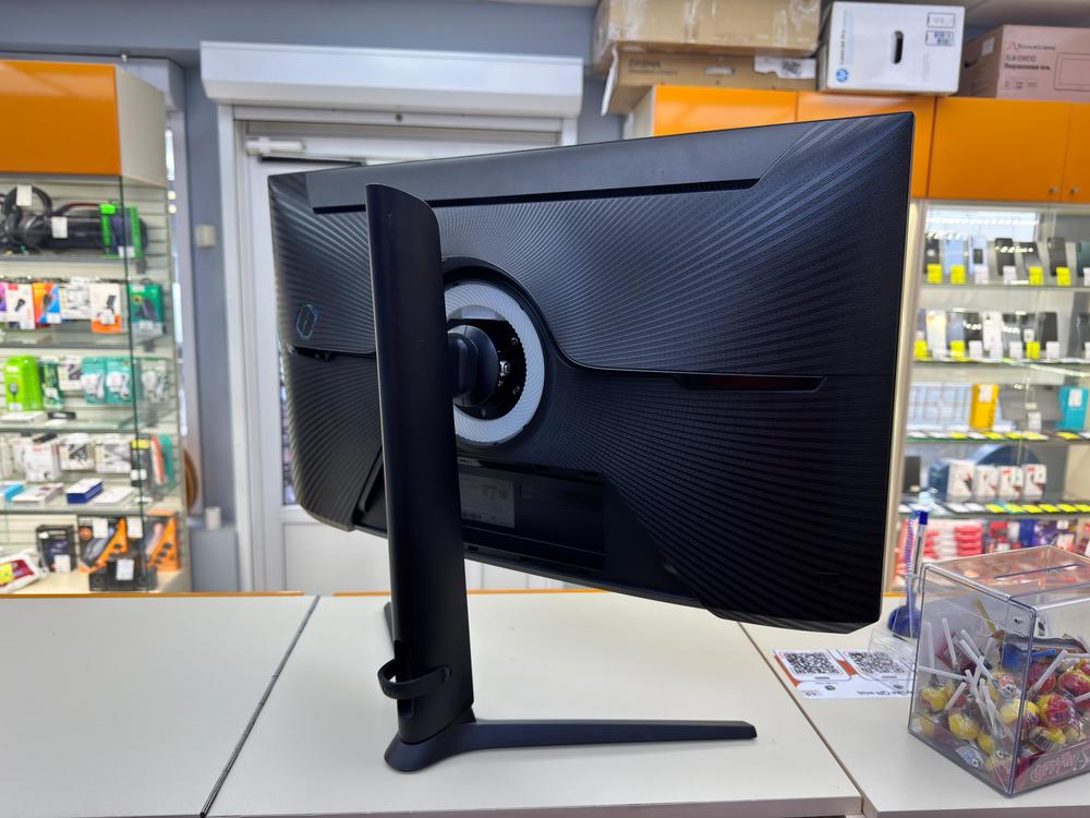 Монитор Samsung Odyssey g7 S28AG702NI