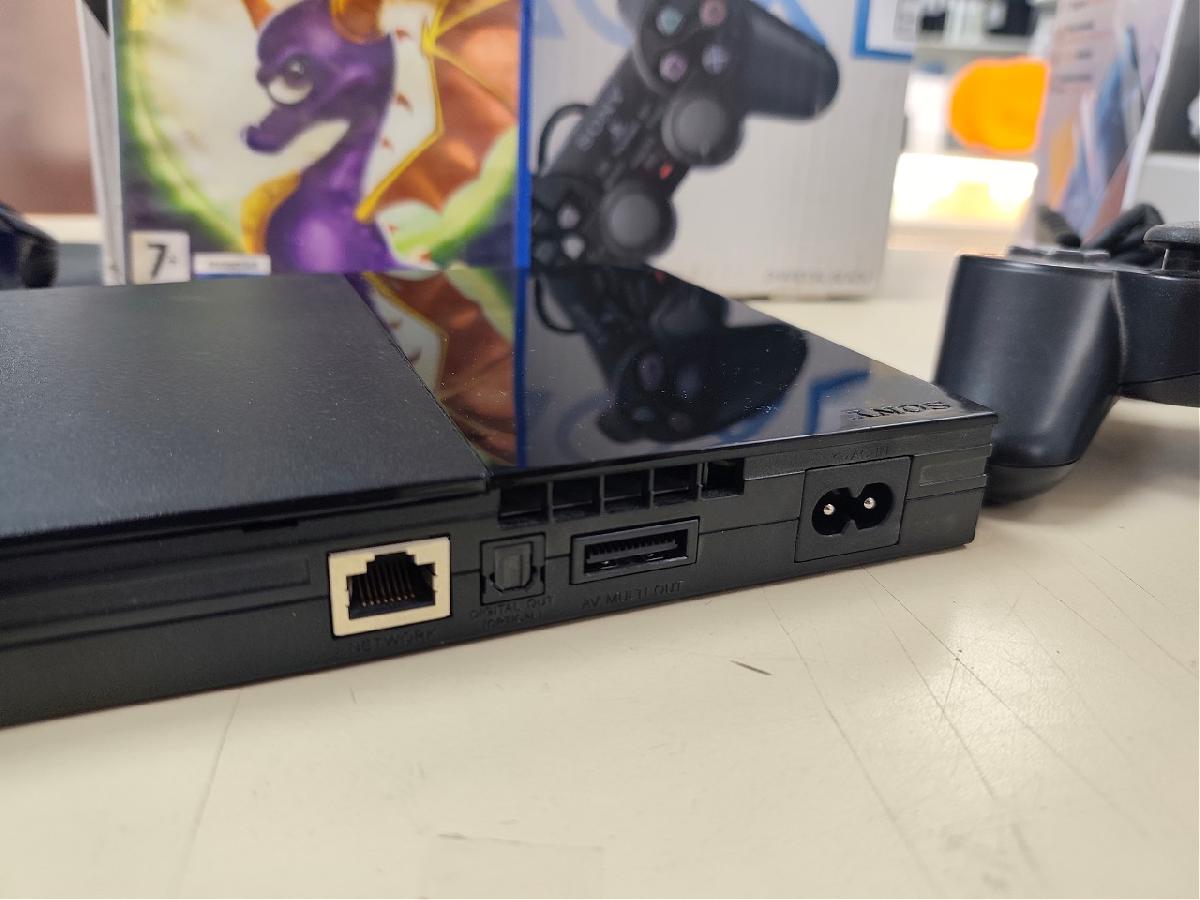 Игровая приставка PlayStation 2
