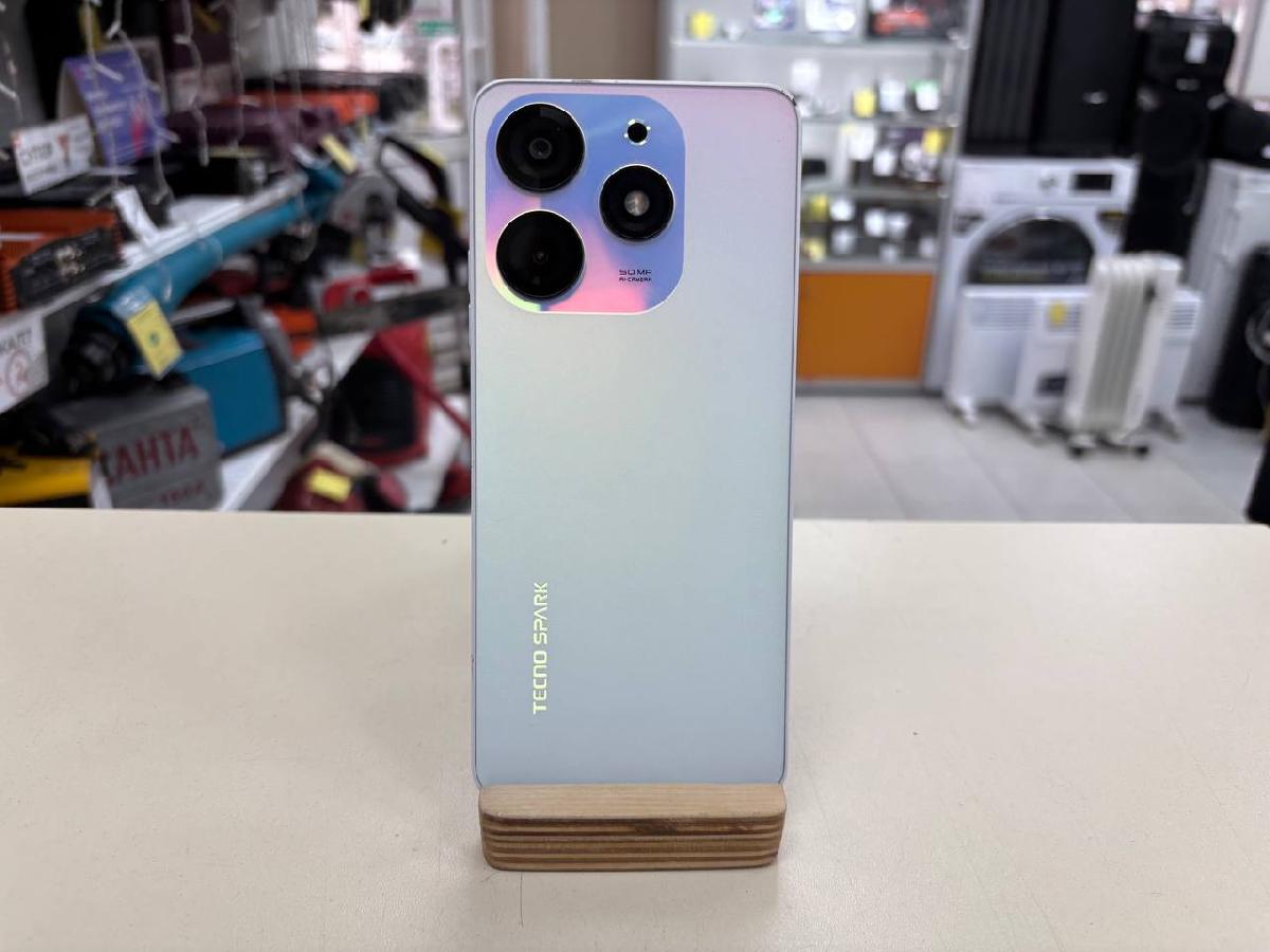 Смартфон Tecno Spark 10 Pro 8/256
