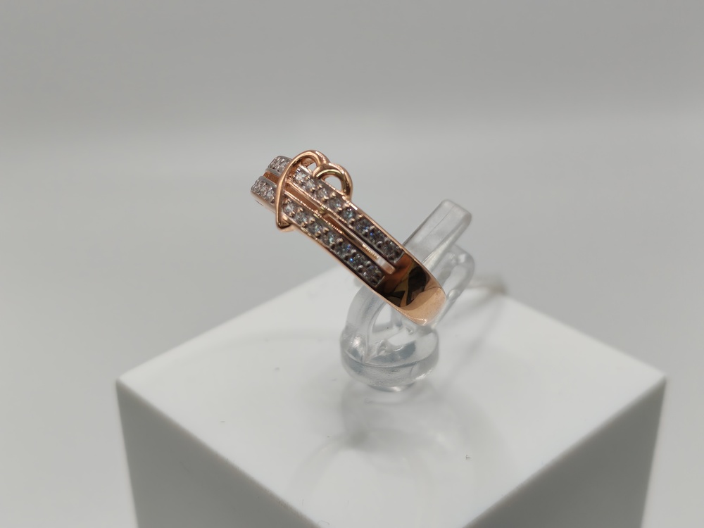 КОЛКМИ585 КОЛЬЦО С КАМНЯМИ (Au 585)