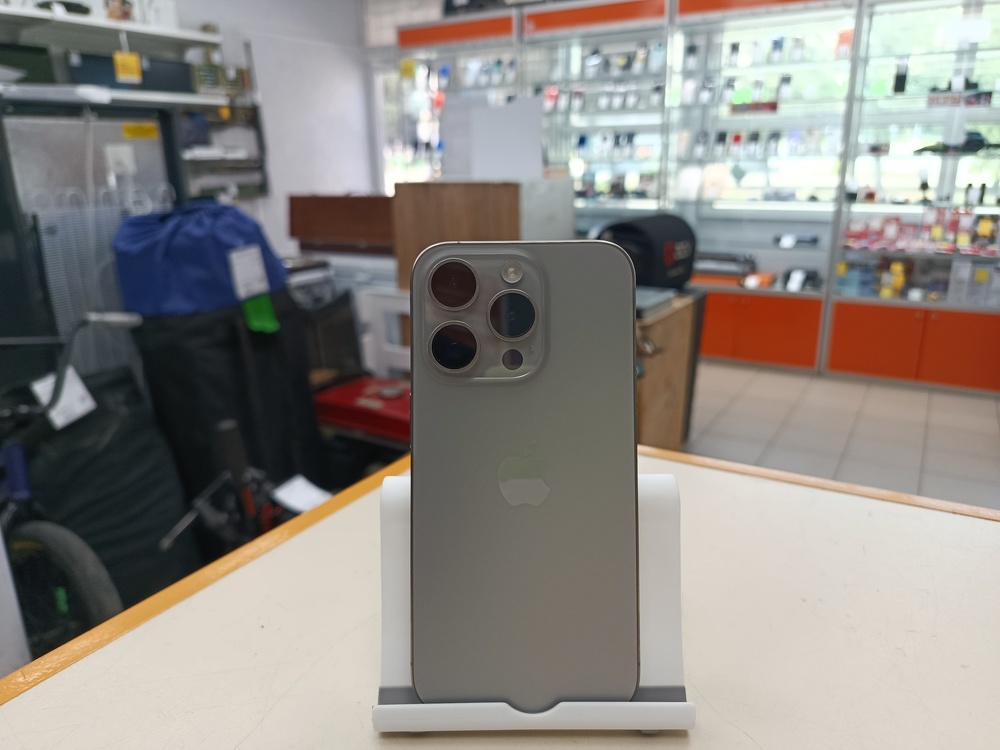 Смартфон Apple Iphone 15 Pro 128Gb