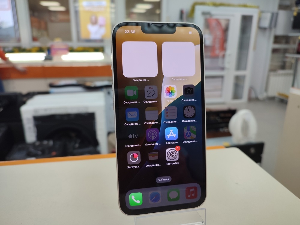 Смартфон Apple iPhone 13 128Gb