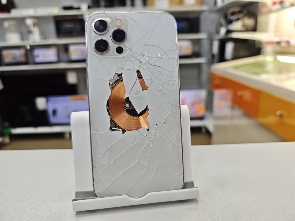 Смартфон Apple iPhone 12 Pro 256Gb