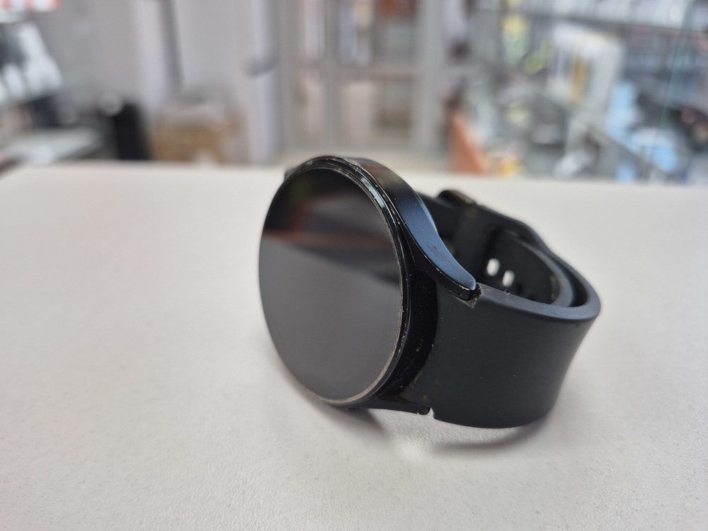 Смарт-часы Samsung Watch4 44mm олива (SM-R870N);