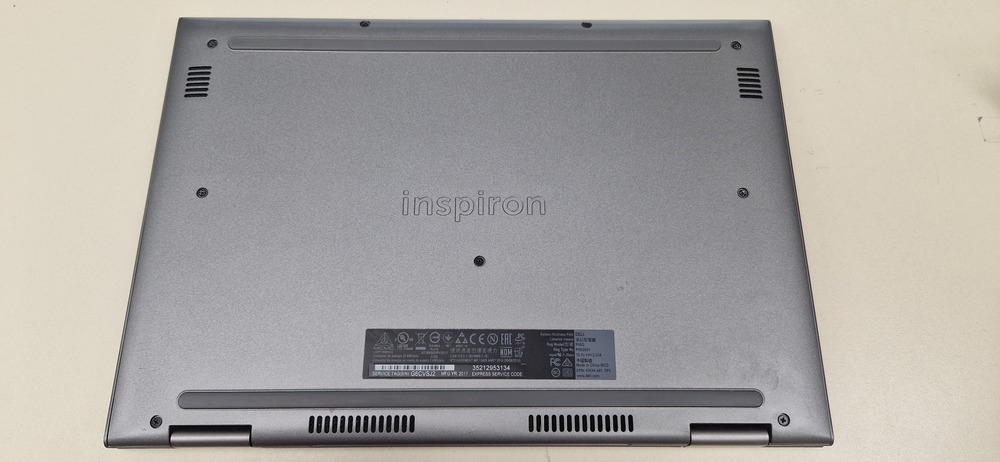 Ноутбук DELL; Core i3-7100U, Intel UHD Graphics, 4 Гб, Нет, 1 Tb