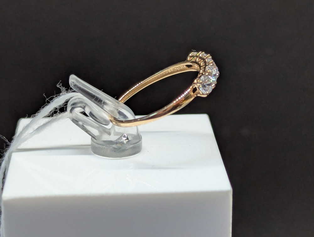 КОЛКМИ585 КОЛЬЦО С КАМНЯМИ (Au 585)