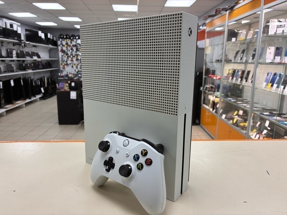 Игровая приставка Xbox One S 1TB