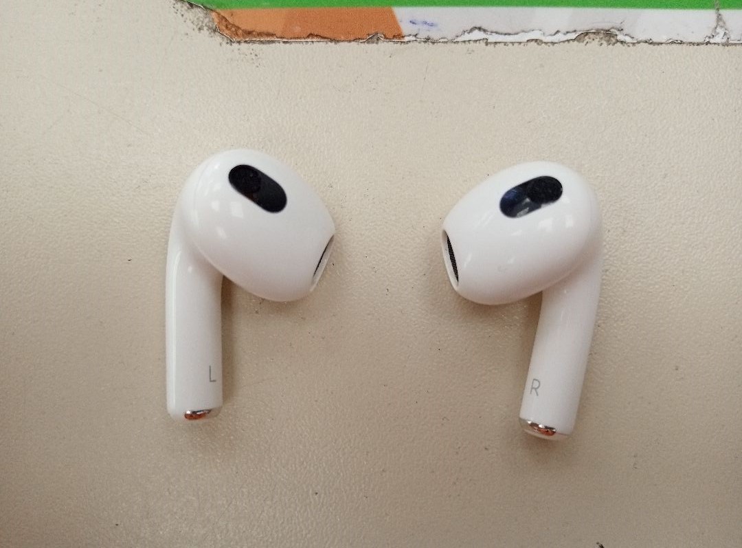 Наушники беспроводные Apple Airpods 3