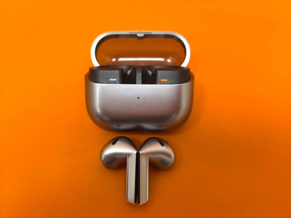 Наушники беспроводные Samsung BUDS 3