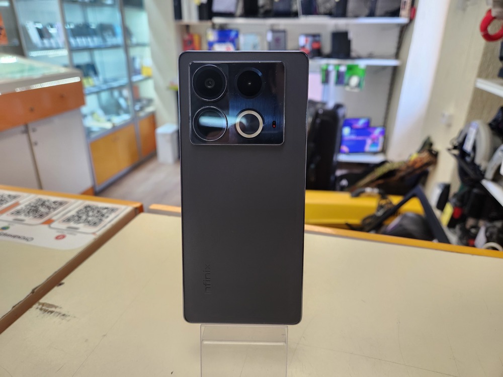 Смартфон Infinix Note 40 8/256