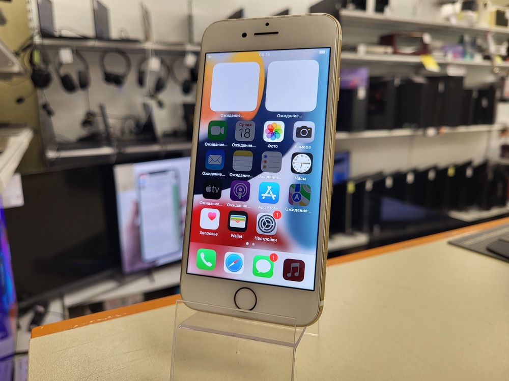 Смартфон Apple iPhone 7 32Gb