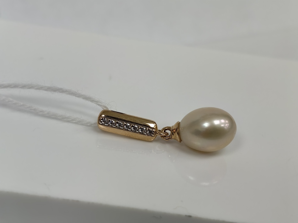 ПОДКМИ585 ПОДВЕСКА С КАМНЯМИ (Au 585)