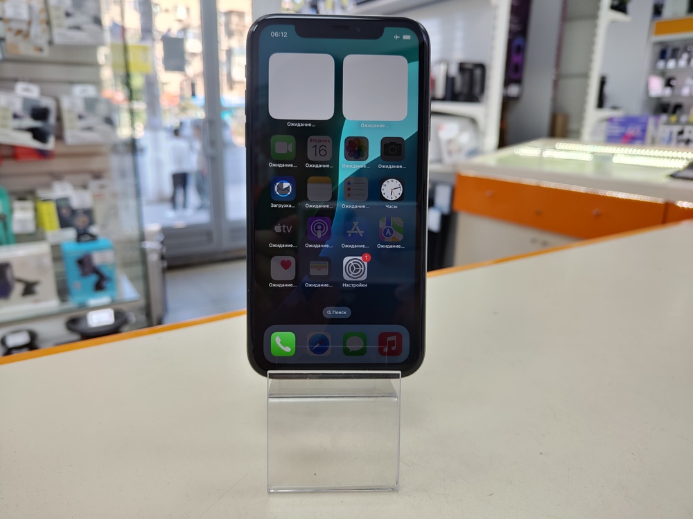 Смартфон Apple iPhone Xr 64Gb