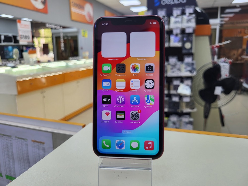 Смартфон Apple iPhone 11 64Gb