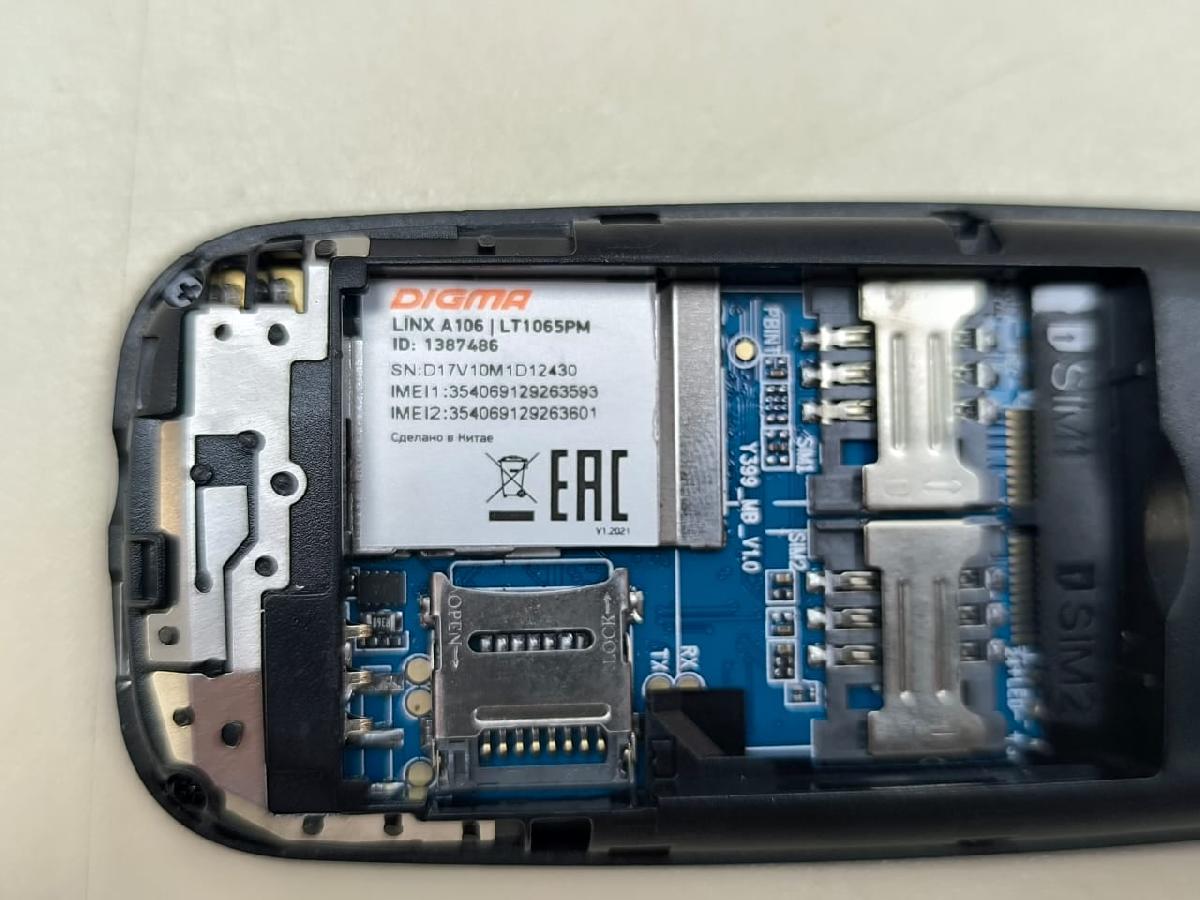 Мобильный телефон Digma A106