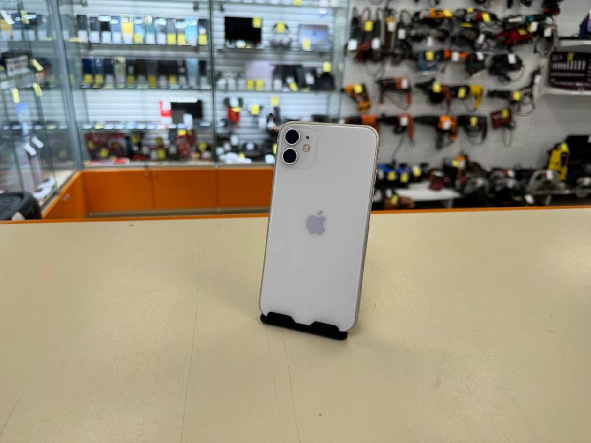 Смартфон Apple iPhone 11 128Gb